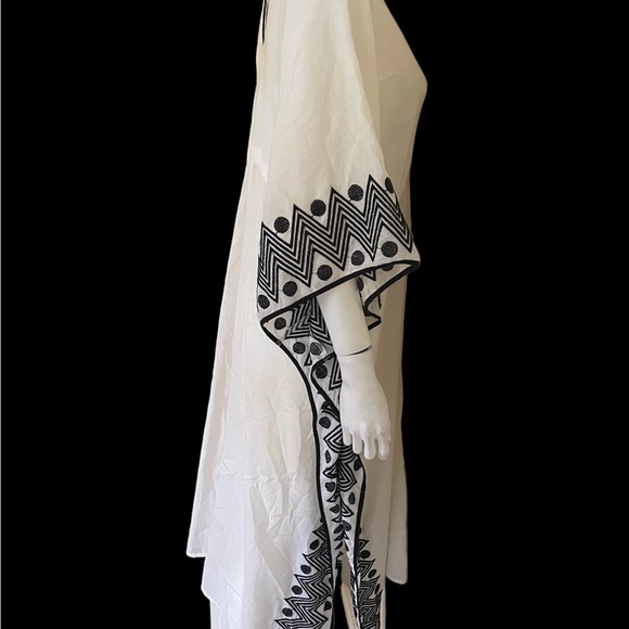 Leila Ligougne Black Border Caftan- The Daphne - Picture 6 of 6